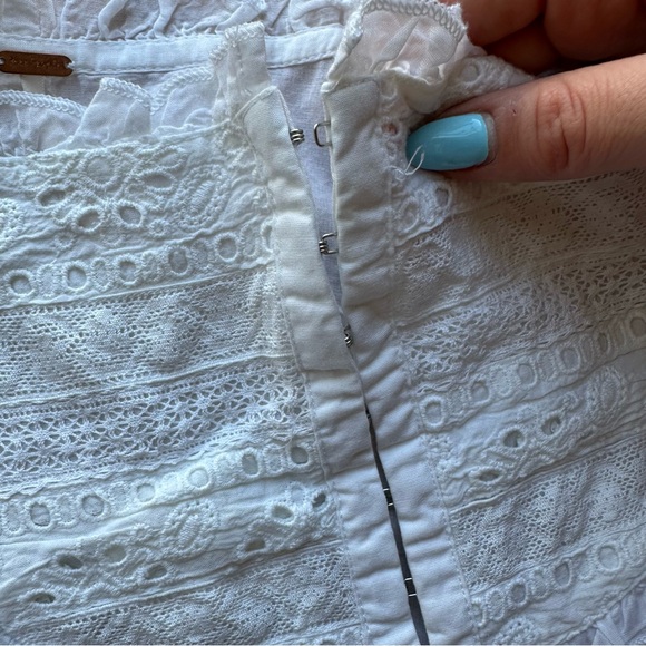 Free People (NWT) White Lace Trimmed Top - Picture 2 of 3